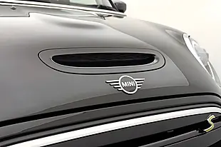 Used 2023 MINI Electric Hatch Cooper Se Level 2 Black - Interior and Exterior details 17