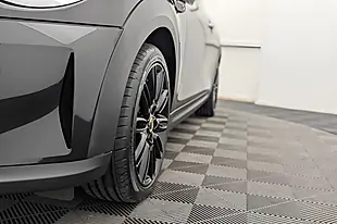 Used 2023 MINI Electric Hatch Cooper Se Level 2 Black - Interior and Exterior details 18