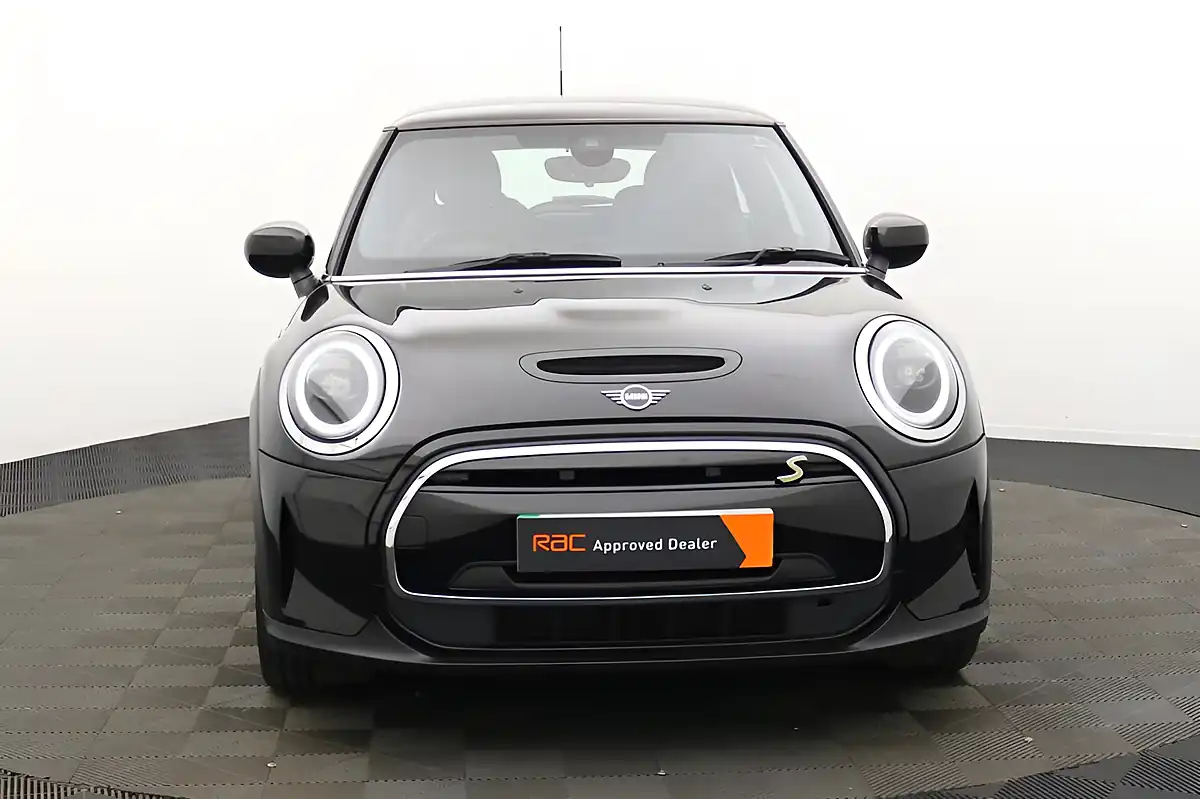 Used 2023 MINI Electric Hatch Cooper Se Level 2 Black - Interior and Exterior details 7