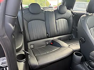 Used 2023 MINI Electric Hatch Cooper Se Level 3 Black - Interior and Exterior details 17