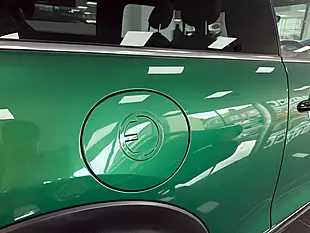 Used 2023 MINI Electric Hatch Cooper Se Level 3 Green - Interior and Exterior details 4