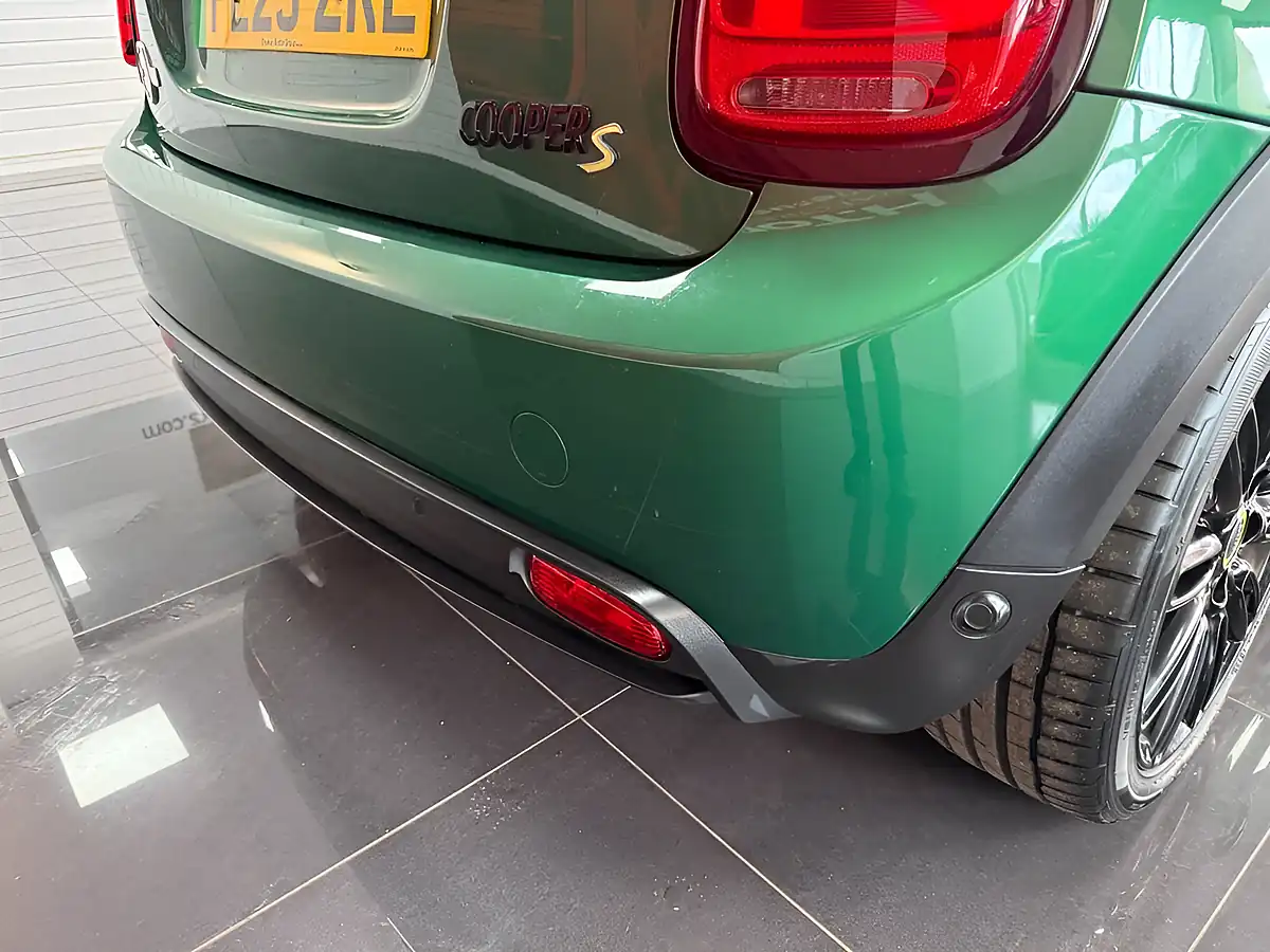 Used 2023 MINI Electric Hatch Cooper Se Level 3 Green - Interior and Exterior details 7