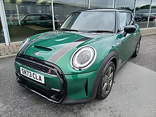 Used 2023 MINI Hatch Classic British Racing Green - Interior and Exterior details 5