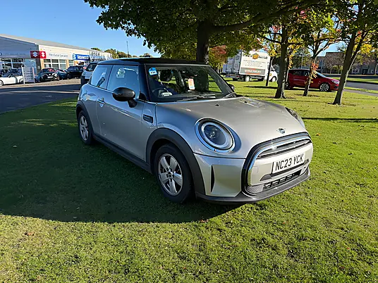 2023 MINI Hatch 1.5 Cooper Classic