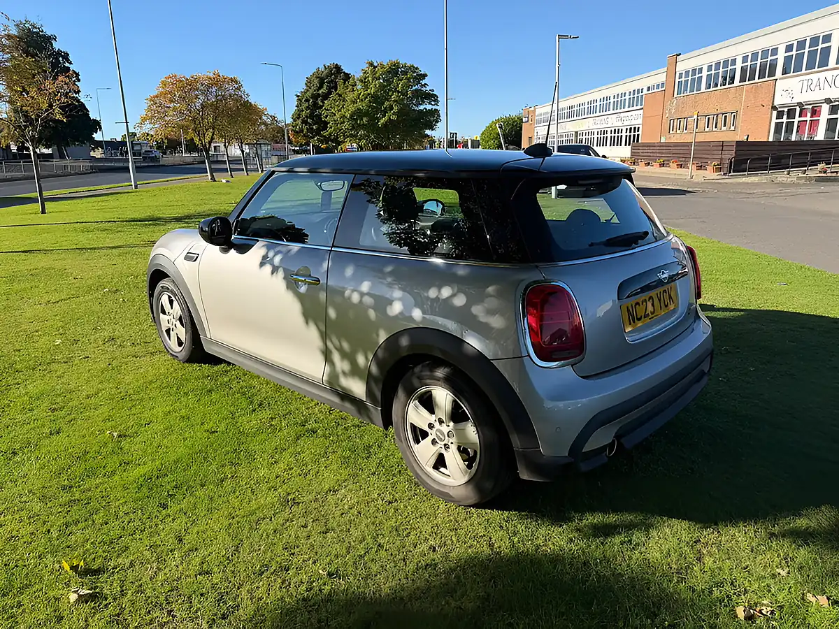 Used 2023 MINI Hatch Cooper Classic Silver - Interior and Exterior details 2