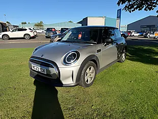 Used 2023 MINI Hatch Cooper Classic Silver - Interior and Exterior details 3