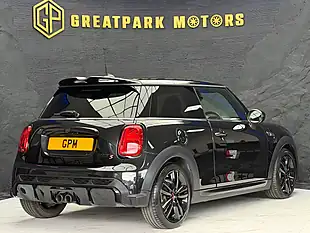 Used 2023 MINI Hatch Cooper S Sport Black - Interior and Exterior details 5