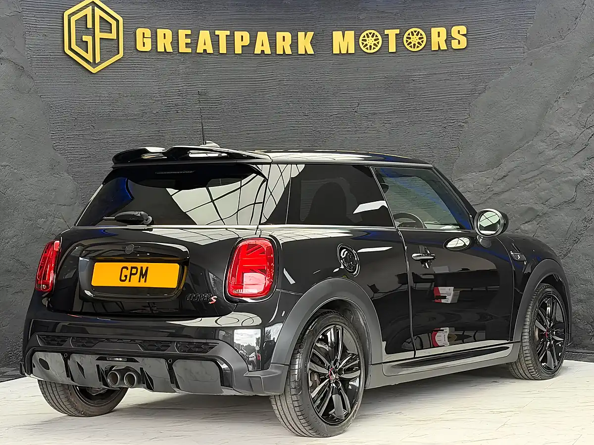 Used 2023 MINI Hatch Cooper S Sport Black - Interior and Exterior details 5