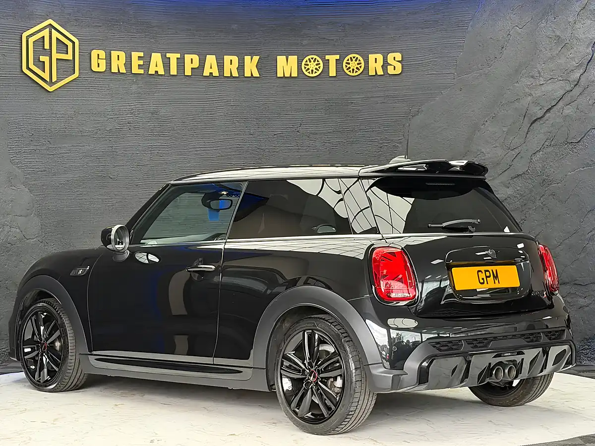 Used 2023 MINI Hatch Cooper S Sport Black - Interior and Exterior details 7