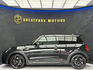 Used 2023 MINI Hatch Cooper S Sport Black - Interior and Exterior details 8