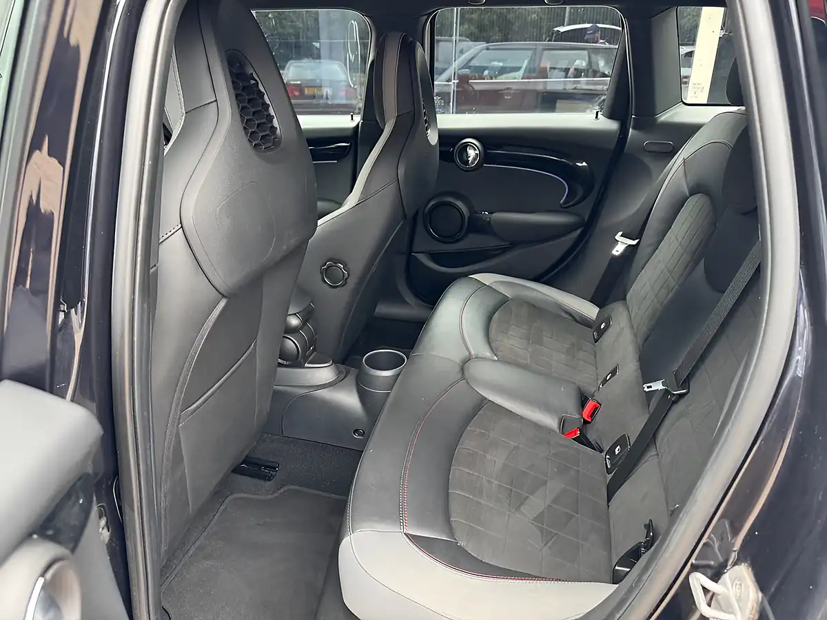 Used 2023 MINI Hatch Cooper Sport Black - Interior and Exterior details 14