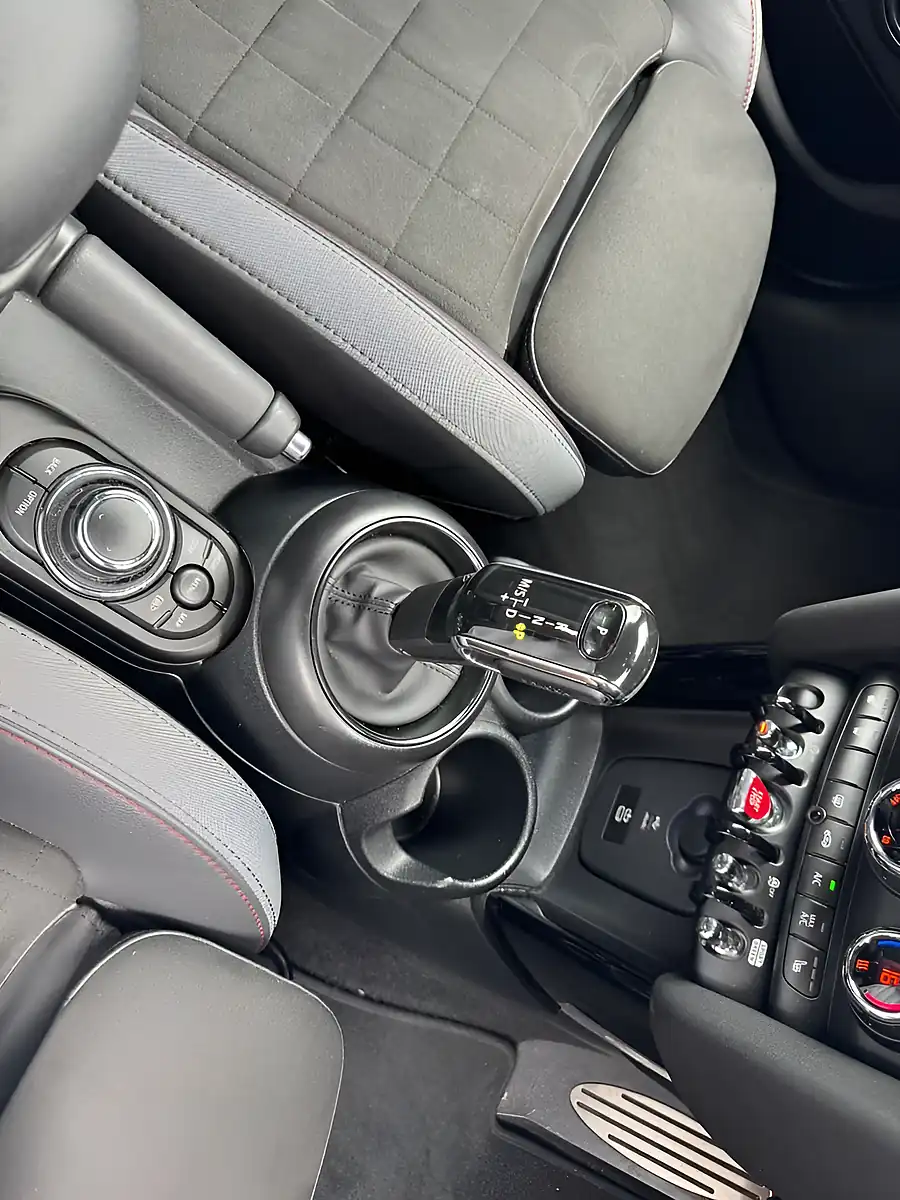 Used 2023 MINI Hatch Cooper Sport Black - Interior and Exterior details 15