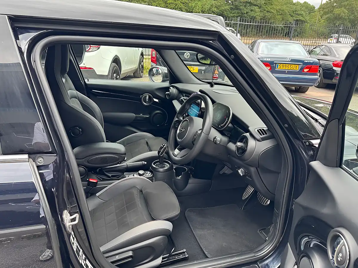 Used 2023 MINI Hatch Cooper Sport Black - Interior and Exterior details 8