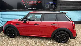 Used 2023 MINI Hatch Cooper Sport Chili Red - Interior and Exterior details 10