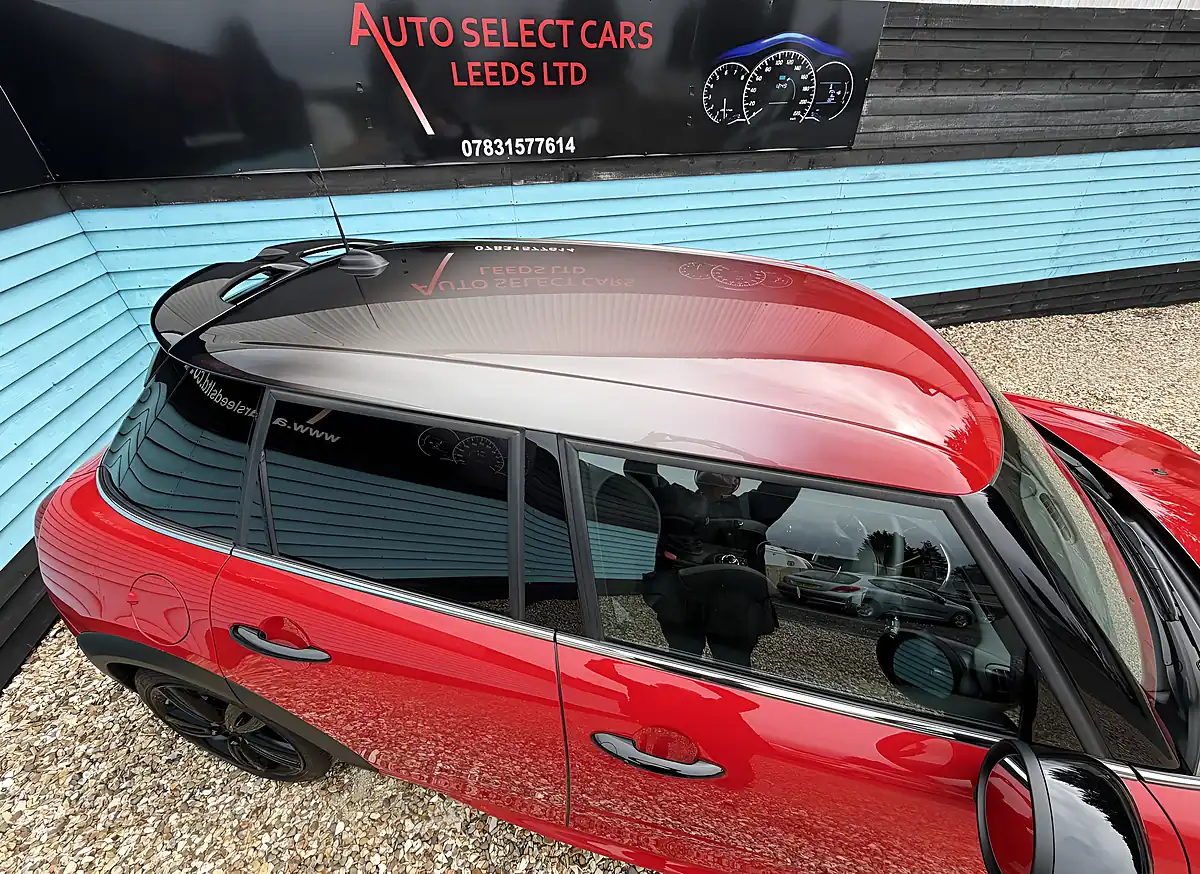 Used 2023 MINI Hatch Cooper Sport Chili Red - Interior and Exterior details 4