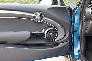 Used 2023 MINI Hatch Exclusive Blue - Interior and Exterior details 14