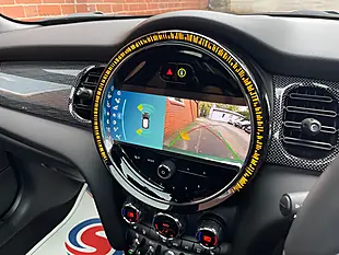Used 2023 MINI Hatch Exclusive Green - Interior and Exterior details 13