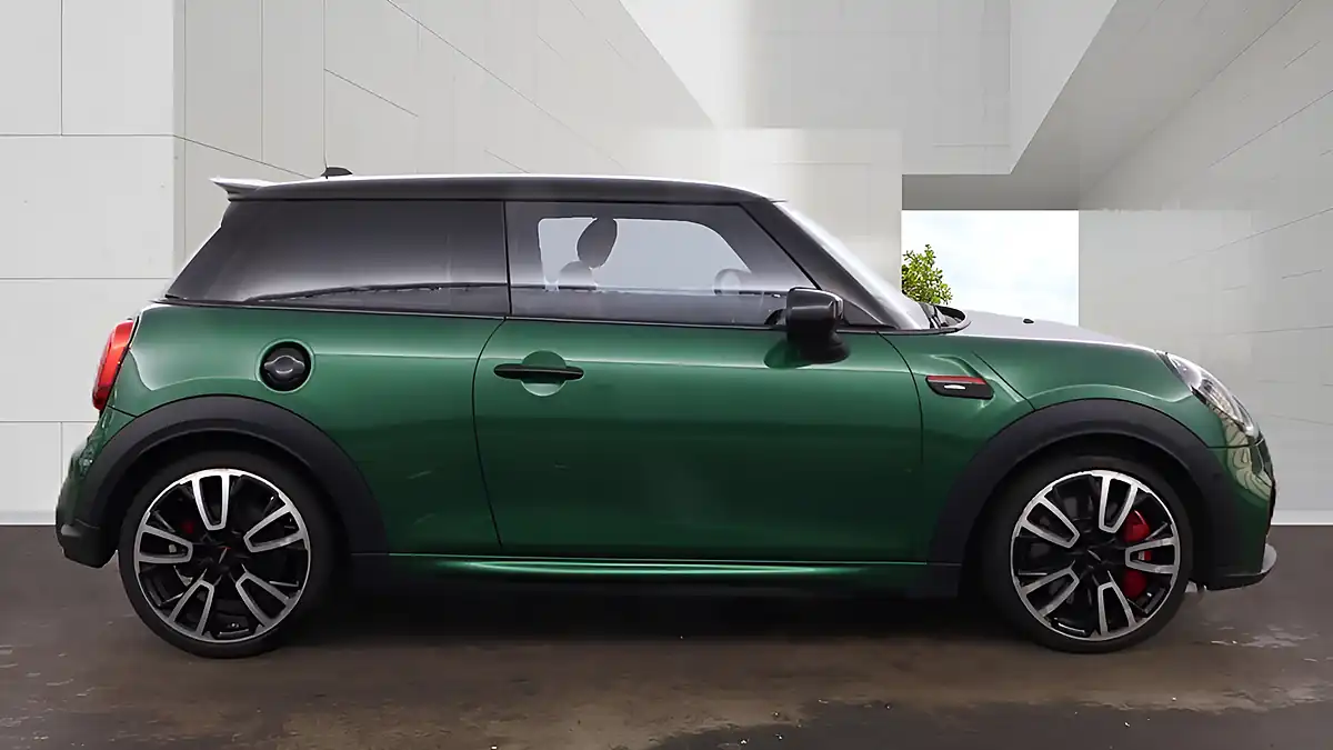 Used 2023 MINI Hatch John Cooper Works British Racing Green - Interior and Exterior details 13