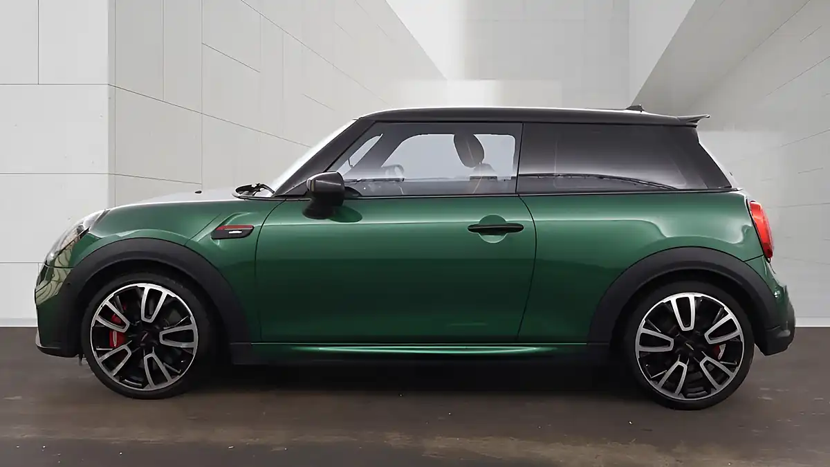 Used 2023 MINI Hatch John Cooper Works British Racing Green - Interior and Exterior details 14