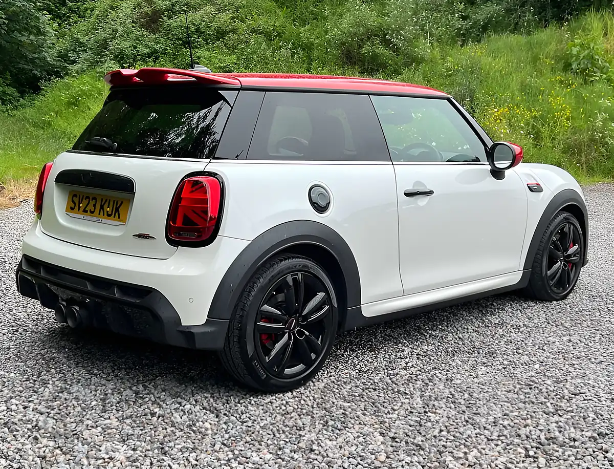 Used 2023 MINI Hatch John Cooper Works Nanuq White - Interior and Exterior details 3
