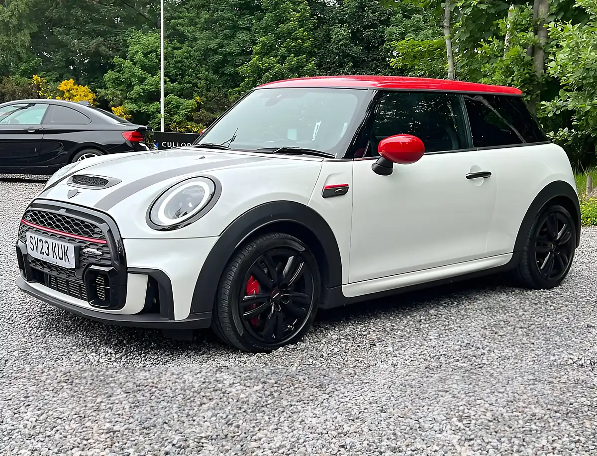 Used 2023 MINI Hatch John Cooper Works Nanuq White - Interior and Exterior details 7