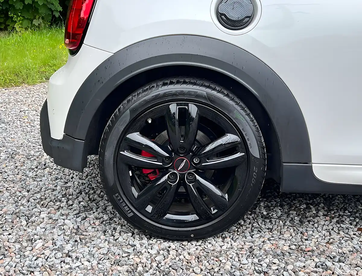 Used 2023 MINI Hatch John Cooper Works Nanuq White - Interior and Exterior details 9
