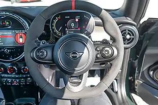 Used 2023 MINI Hatch Resolute Edition Rebel Green - Interior and Exterior details 6