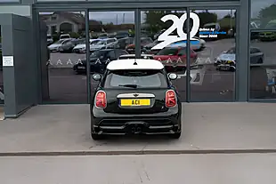 Used 2023 MINI Hatch Resolute Edition Rebel Green - Interior and Exterior details 9