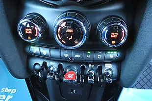 Used 2023 MINI Hatch Resolute Edition Rebel Green - Interior and Exterior details 18