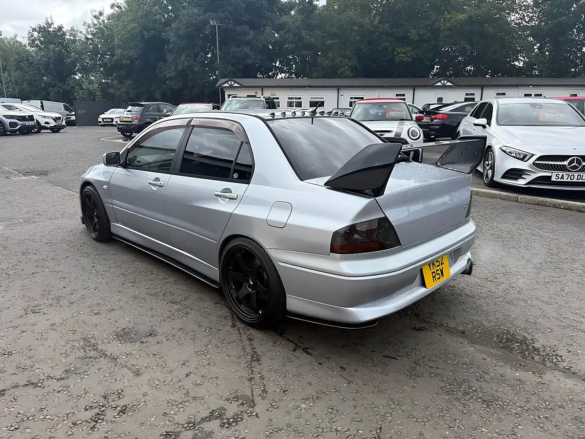Used 2023 Mitsubishi Lancer Evolution Viii Saloon Gsr Silver - Interior and Exterior details 8