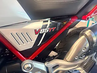 Used 2023 Moto Guzzi V85 Tt - Interior and Exterior details 14