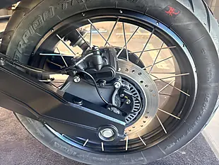 Used 2023 Moto Guzzi V85 Tt - Interior and Exterior details 18