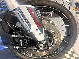 Used 2023 Moto Guzzi V85 Tt - Interior and Exterior details 4