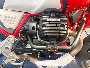 Used 2023 Moto Guzzi V85 Tt - Interior and Exterior details 5