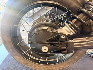 Used 2023 Moto Guzzi V85 Tt - Interior and Exterior details 9