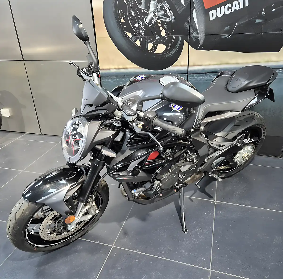 Used 2023 Mv Agusta Brutale 800 Rr Carbon Black/Avio Grey - Interior and Exterior details 2
