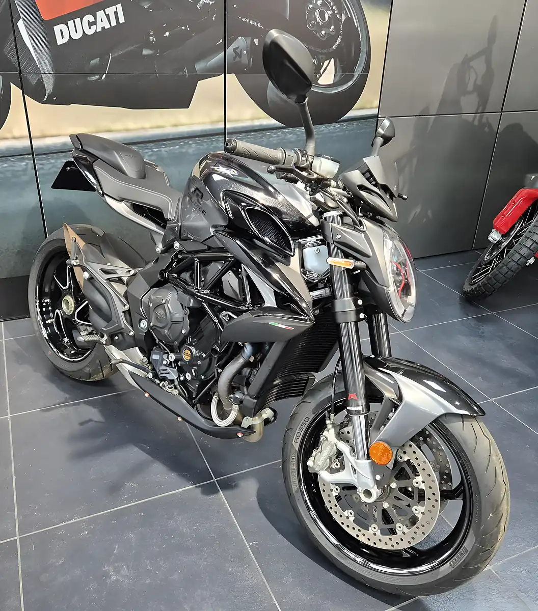 Used 2023 Mv Agusta Brutale 800 Rr Carbon Black/Avio Grey - Interior and Exterior details 4