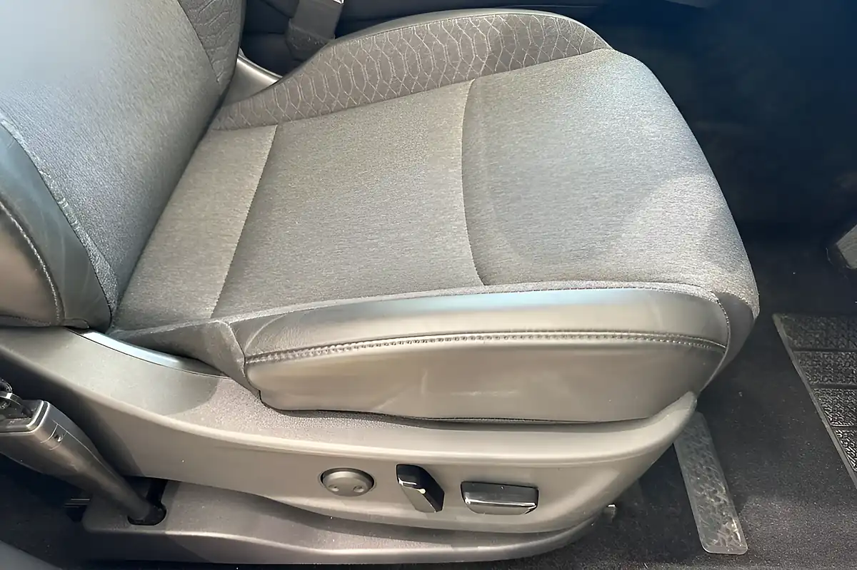 Used 2023 Nissan Ariya Advance Green - Interior and Exterior details 18