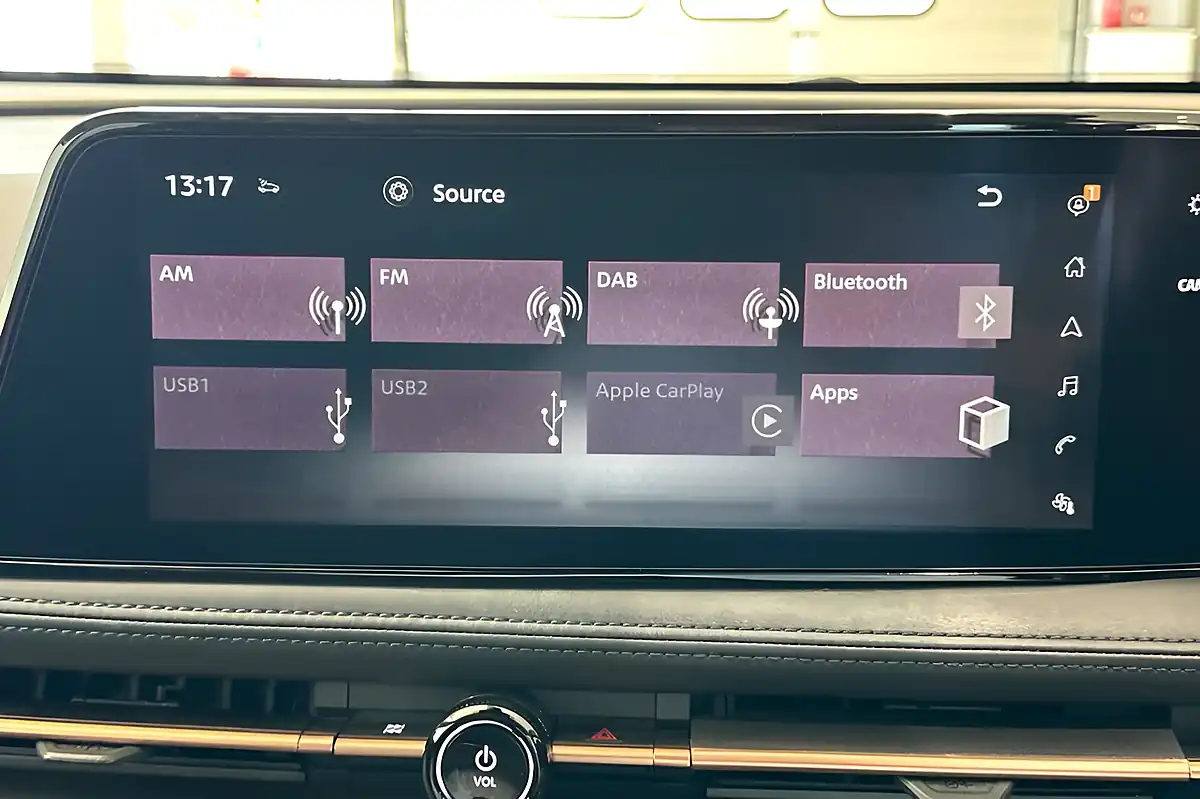 Used 2023 Nissan Ariya Advance Green - Interior and Exterior details 20