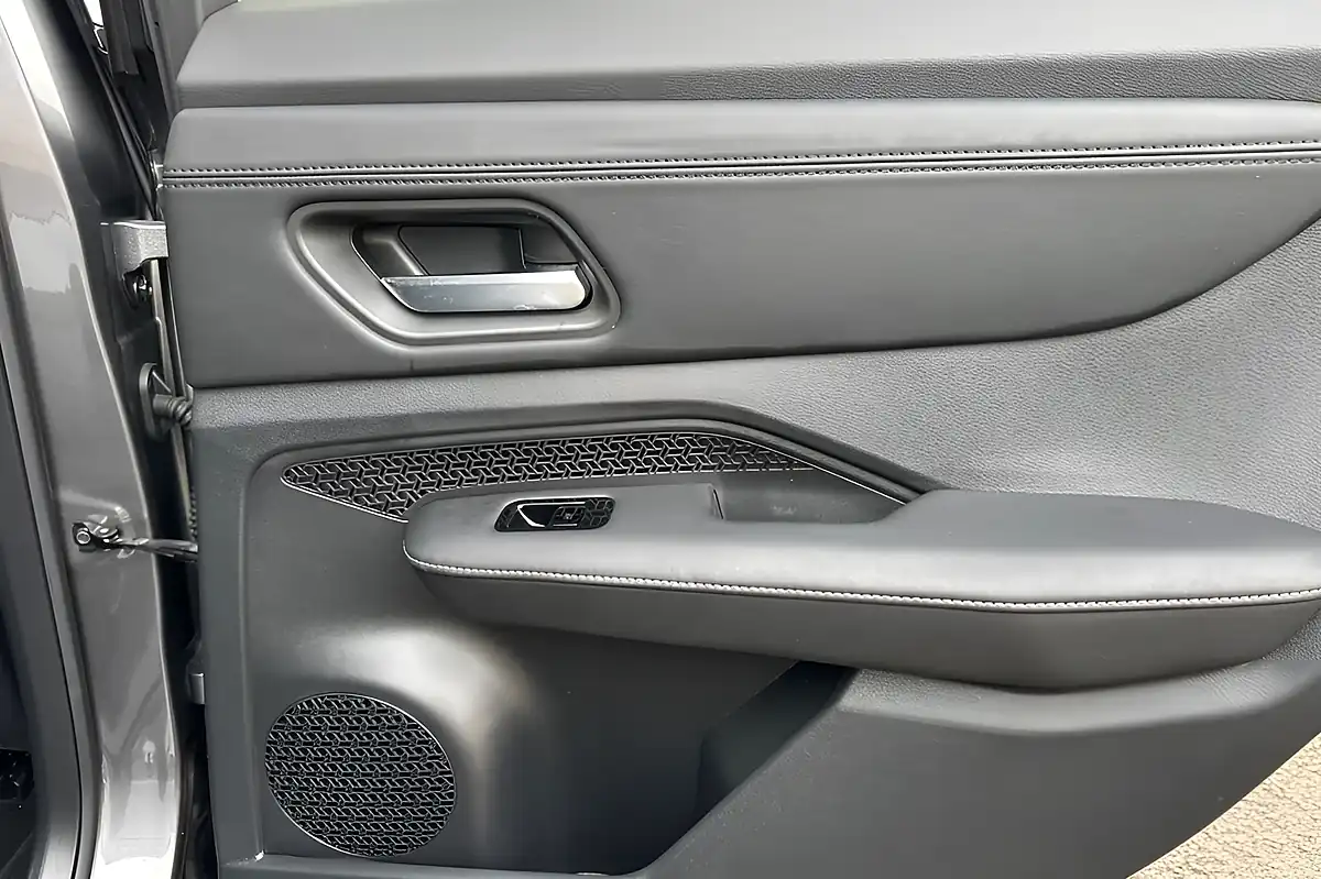 Used 2023 Nissan Ariya Advance Gun Metal - Interior and Exterior details 16