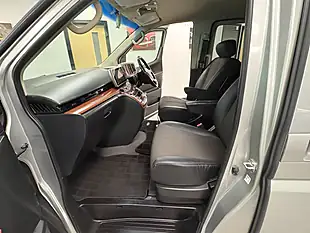 Used 2023 Nissan Elgrand Highwat Star Silver - Interior and Exterior details 15
