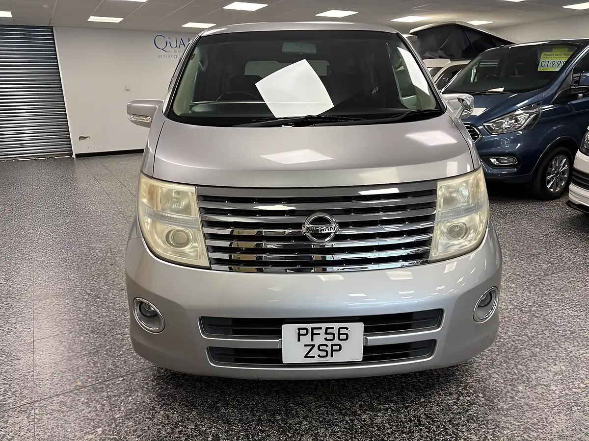 Used 2023 Nissan Elgrand Highwat Star Silver - Interior and Exterior details 7