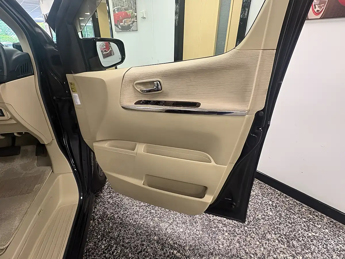 Used 2023 Nissan Elgrand Rider Black - Interior and Exterior details 14