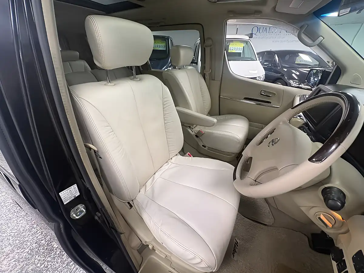Used 2023 Nissan Elgrand Rider Black - Interior and Exterior details 17