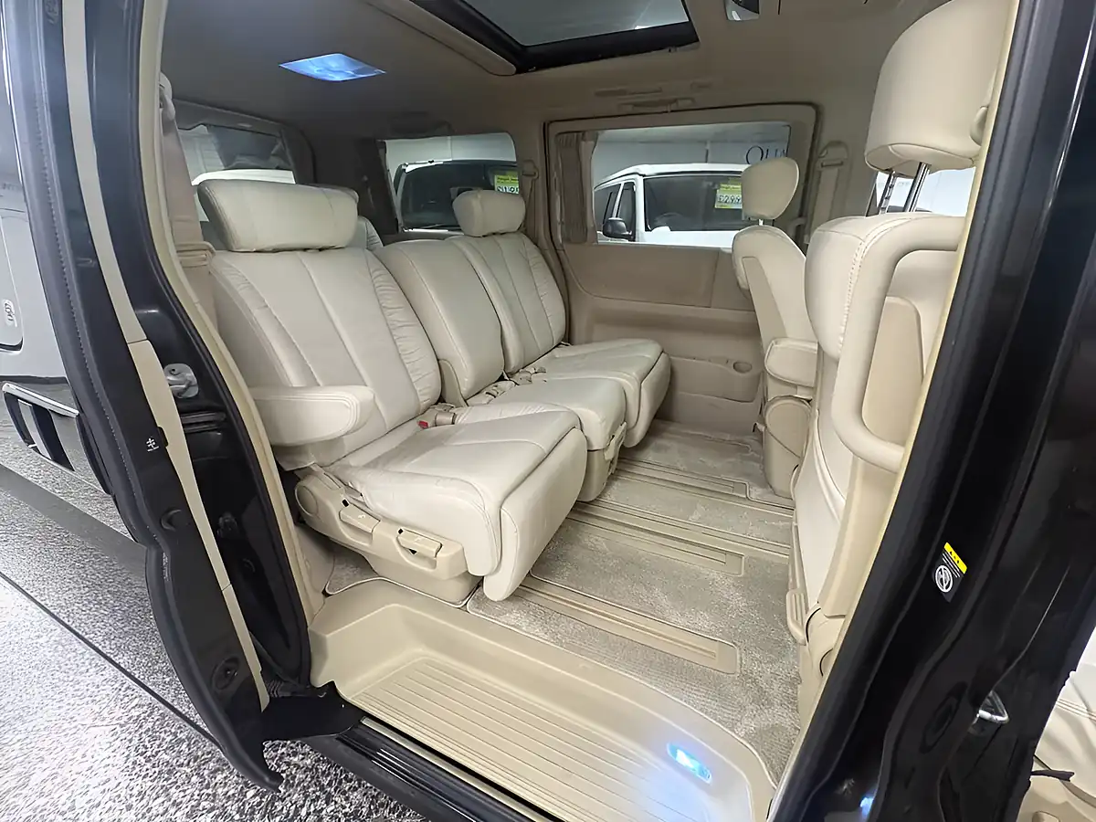 Used 2023 Nissan Elgrand Rider Black - Interior and Exterior details 18