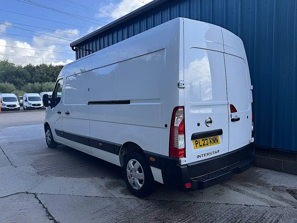Used 2023 Nissan Interstar Acenta White - Interior and Exterior details 7
