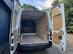 Used 2023 Nissan Interstar Acenta White - Interior and Exterior details 8