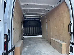 Used 2023 Nissan Interstar Acenta White - Interior and Exterior details 9
