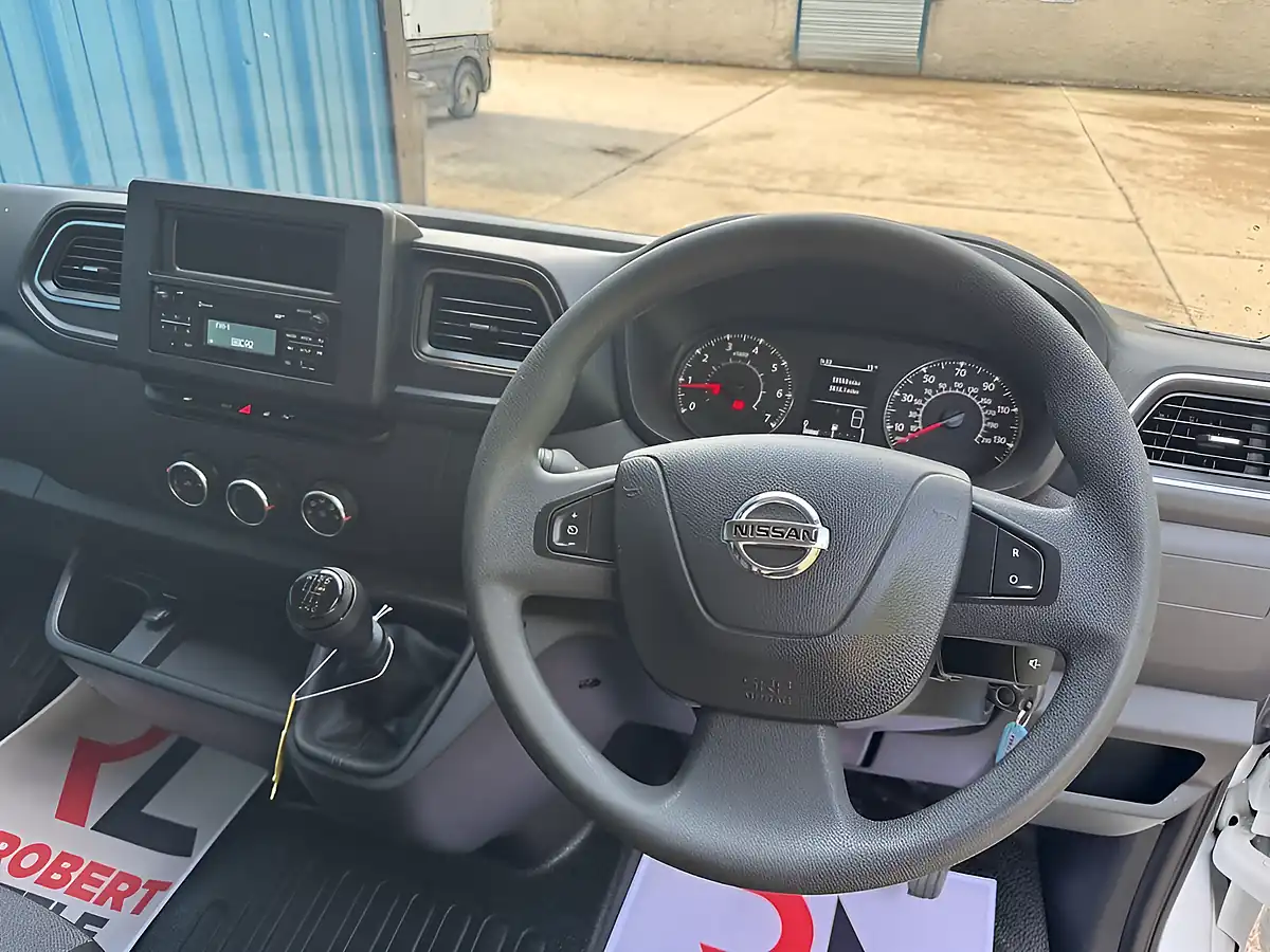 Used 2023 Nissan Interstar Acenta White - Interior and Exterior details 10