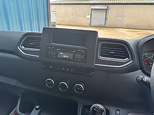 Used 2023 Nissan Interstar Acenta White - Interior and Exterior details 14